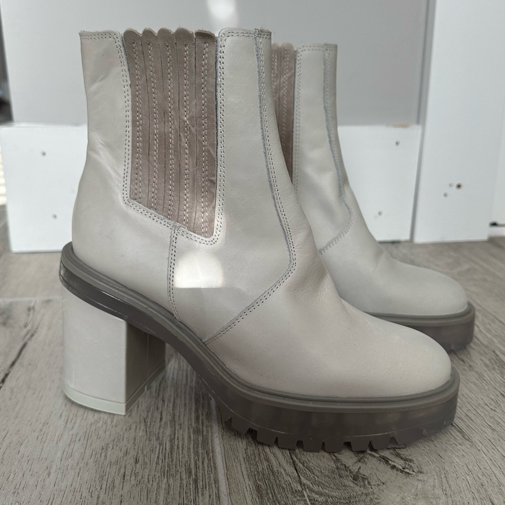 Free People James Ice Leather Chelsea Boots - Picture 6 of 16